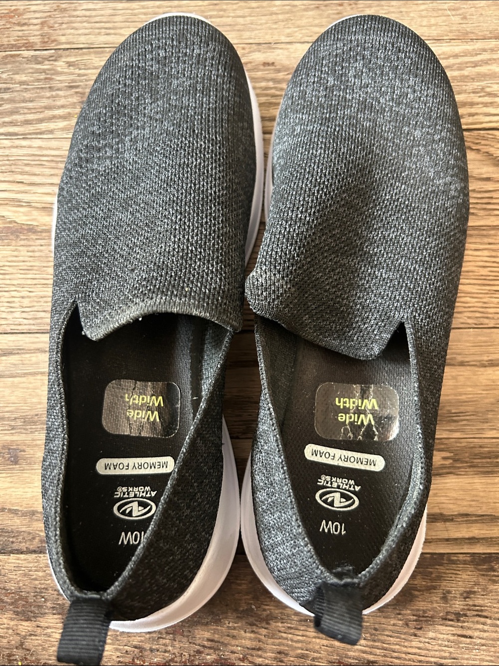 Athletic Works women’s Slip-On Knit Memory Foam Loafers - Picture 3 of 7